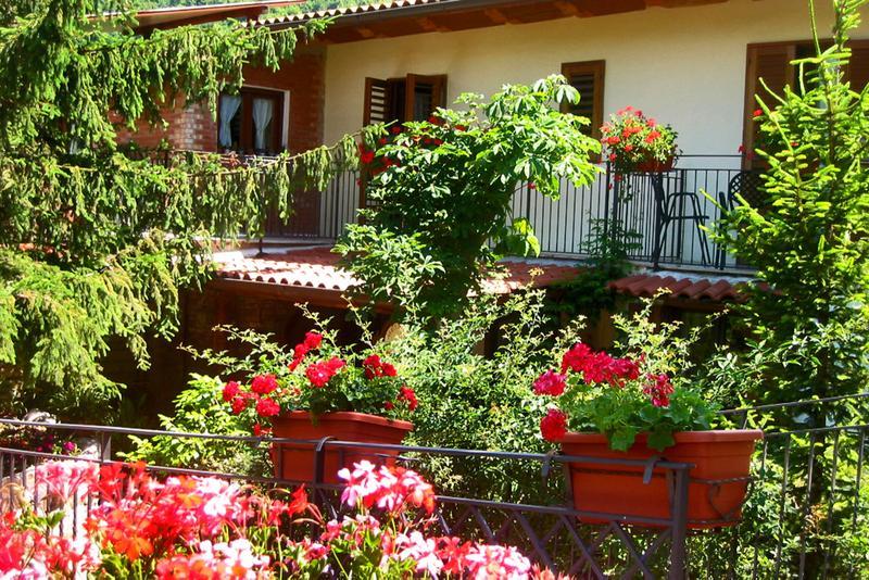 Agriturismo La Casa Del Ghiro Pimonte Kültér fotó